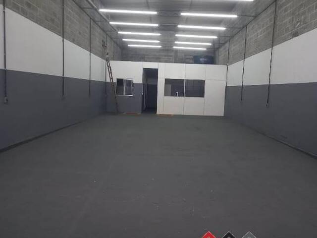 #12050 - Galpão para Venda em Carapicuíba - SP