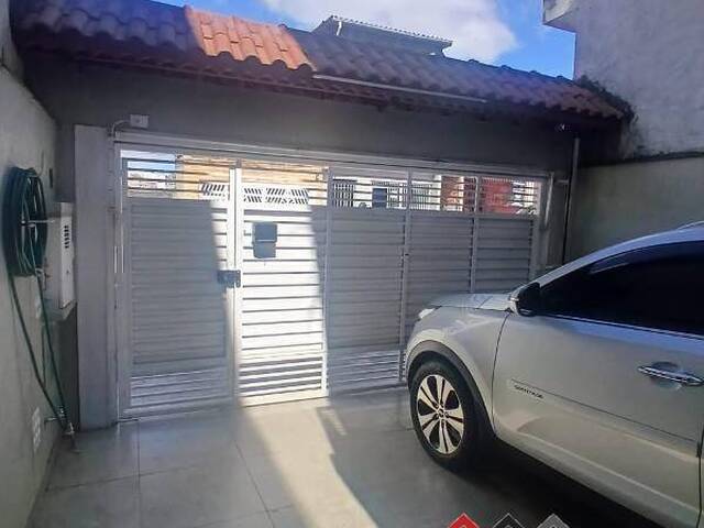 Sobrado para Venda em Carapicuíba - 5