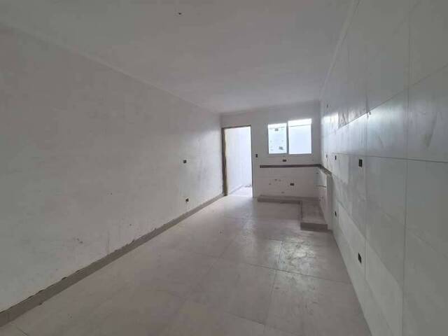 #2212/758 - Sobrado para Venda em Osasco - SP