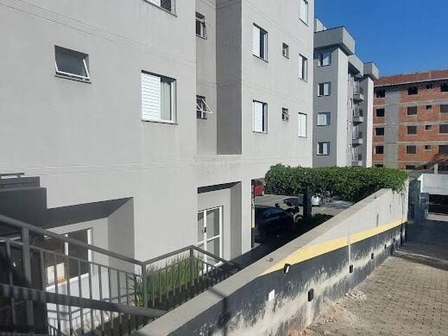 #891 a - Apartamento para Venda em Cotia - SP